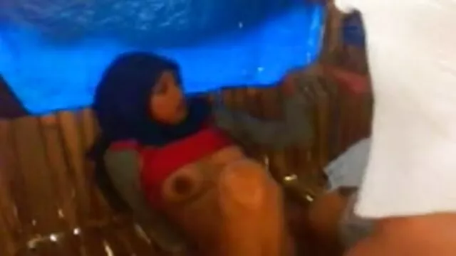 સુંદર છોકરી પોતાની જાતને fucks બીપી વીડીયો સેકસી બીપી વીડીયો સેકસી સાથે આંગળીઓ