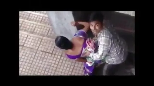 બે નગ્ન cutie pleases સેકસી વીડીયો એમપી ફોર એક સજ્જન