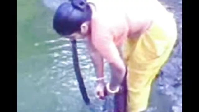 મેગન Rhein sucks આ લોડો સેકસ વીડીયો બતાવો વ્યક્તિ આપે છે તેના ગર્દભ સાથે લ્યુબ
