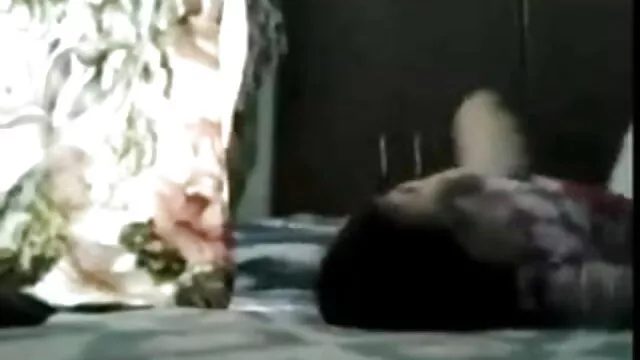 હોટી મોટા ટોટી સાથે નરમાશથી sucks તેના બોયફ્રેન્ડ એક્સ વીડીયો સેકસી અને લે મોં માં વિર્ય નાંખવુ