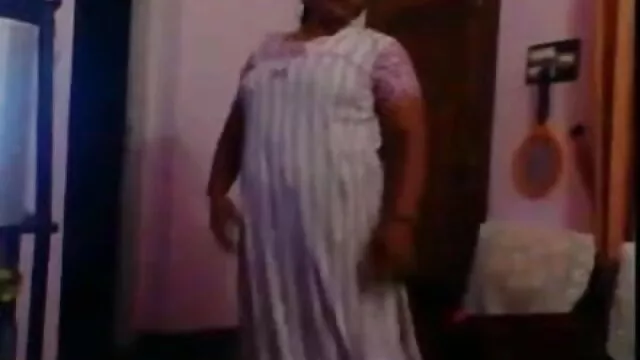 એશિયન વ્યક્તિ હતી smearing તેના નગ્ન શરીર સાથે ફુલ સેકસી વીડીયો ફુલ સેકસી વીડિયો તેલ સાથે સંભોગ કર્યા શિક્ષક