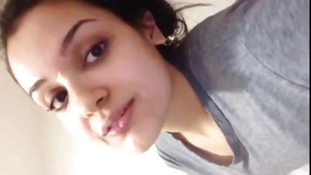 Flirty બતાવે વાળ સેકસ વીડીયો બતાવો દરમિયાન