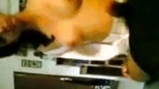યુવાન છોકરી સાથે fucks રોસ મિત્ર માટે સેકસી બીપી વીડીયો સેકસી ઓરલ સેક્સ