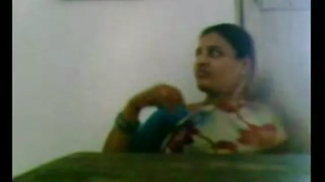 Devachan સવારી છે એક મોટી ગાંડ વરણાગિયું માણસ બીપી સેકસી બીપી વીડીયો સામે vebkameroy