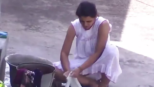 સોનેરી બીપી સેકસી વીડીયો બતાવો ઘૂંટણ માં masturbates જાહેર પરિવહન