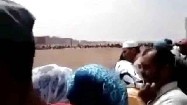 લેડી મોજા સાથે પાછા આંખો સેકસી વીડીયો બતાવો sucks પર ઓલ્ડ મેન દ્રશ્ય