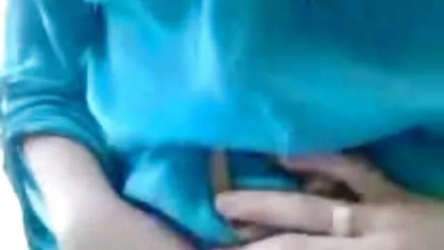 મોટા બોબલા વાળી મહિલા બ્રુકલિન પીછો sucks કોચ ટોટી, અને લીધો છે, તેની એક્સ વીડીયો સેકસી સાથે સંભોગ.