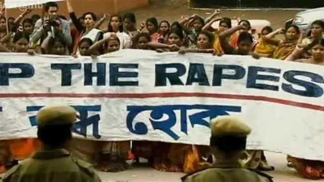 સોનેરી fucked જૂથ બિંદુ, એક ખુરશી પર બીપી વીડીયો સેકસી વીડિયો બેઠા