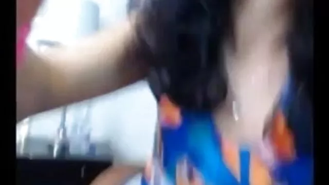 ફેટી સાથે મોટા tits fucked તેના પર નકલી લોડો ભોસ ચુત, ફ્લોર પર બેઠક સેકસી વીડીયા બીપી