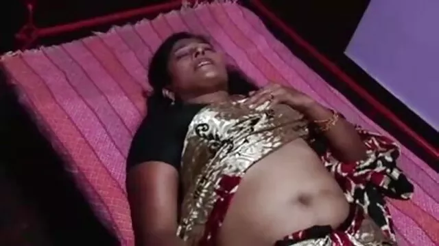 યુવાન પ્રેમિકા આપે છે pussy એક ખુરશી પર ગુજરાતી સેકસી વીડીયો ફૂલ એચડી આ યાર્ડ માં હાઉસ ઓફ